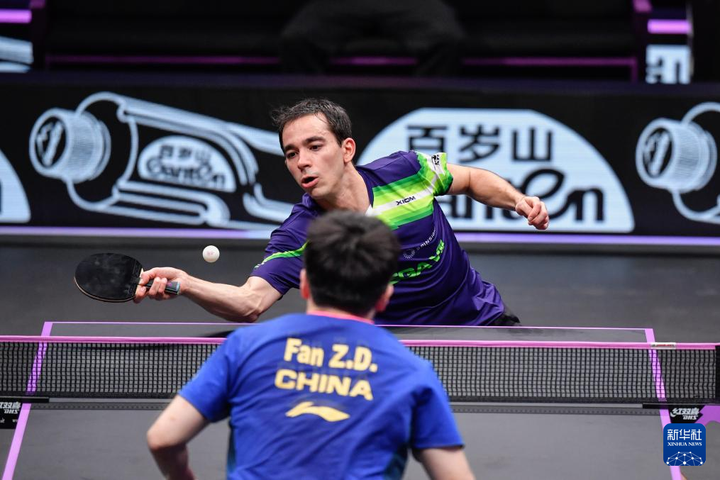 他们通过多 他们通过多