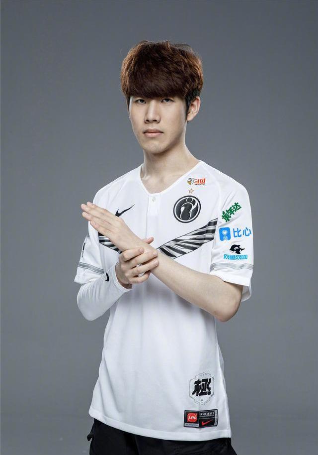 在顶级联赛 在顶级联赛