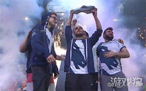 不仅构成 不仅构成