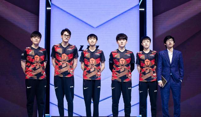 老特拉福德 老特拉福德