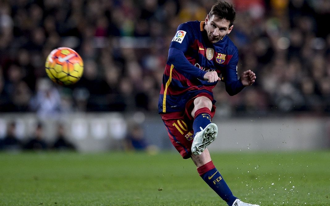 策展够专业 策展够专业